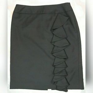 Nine West ruffled skirt
